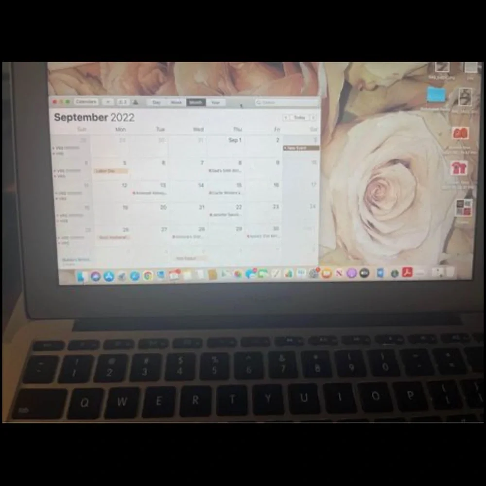 11 inch MACBOOK AIR